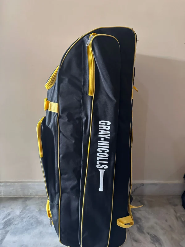 Graynicolls Duffle KitBag: Versatile, Durable, and Lightweight for Cricketers - Image 21