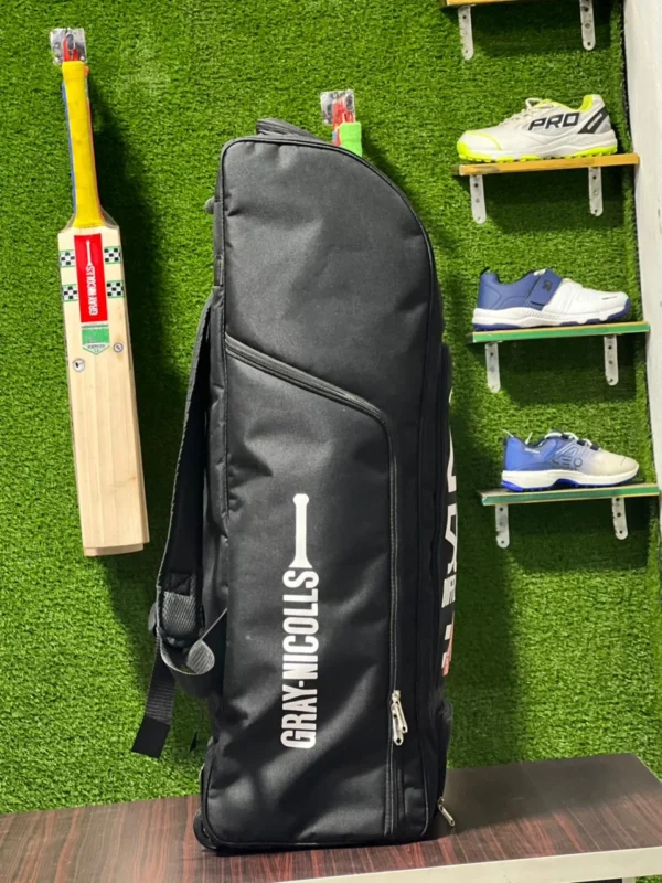 Graynicolls GN 500 Duffle Wheelie Kitbag – Ultimate Storage for Cricket Gear - Image 10