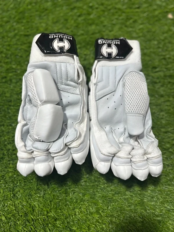 HOUND 251 NOT OUT Cricket Batting Gloves – Premium Protection for Maximum Runs - Image 5